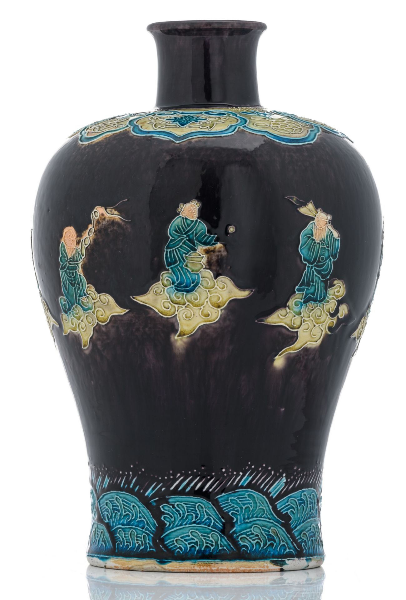 A Chinese polychrome and relief decorated meiping vase with the Eight Immortals, with a matching - Bild 2 aus 8