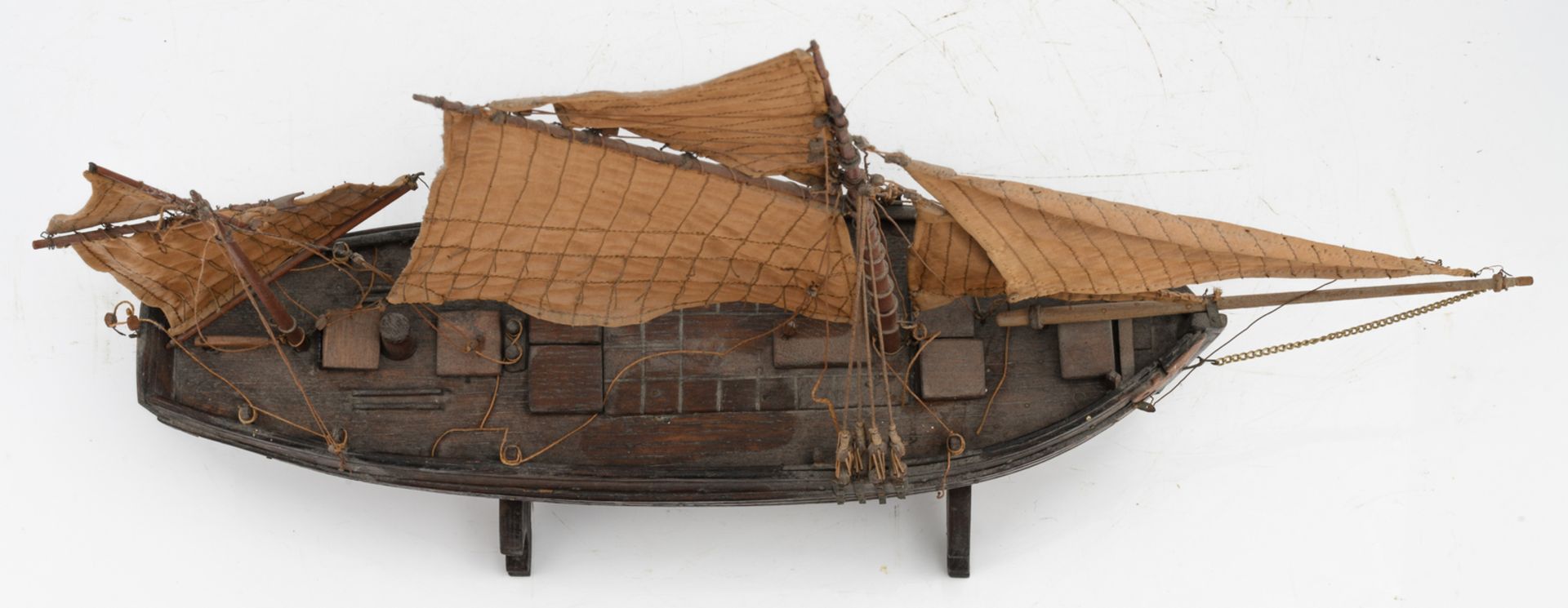 A ship model of a two-master barque, 19thC, H 51,5 cm - Bild 3 aus 3