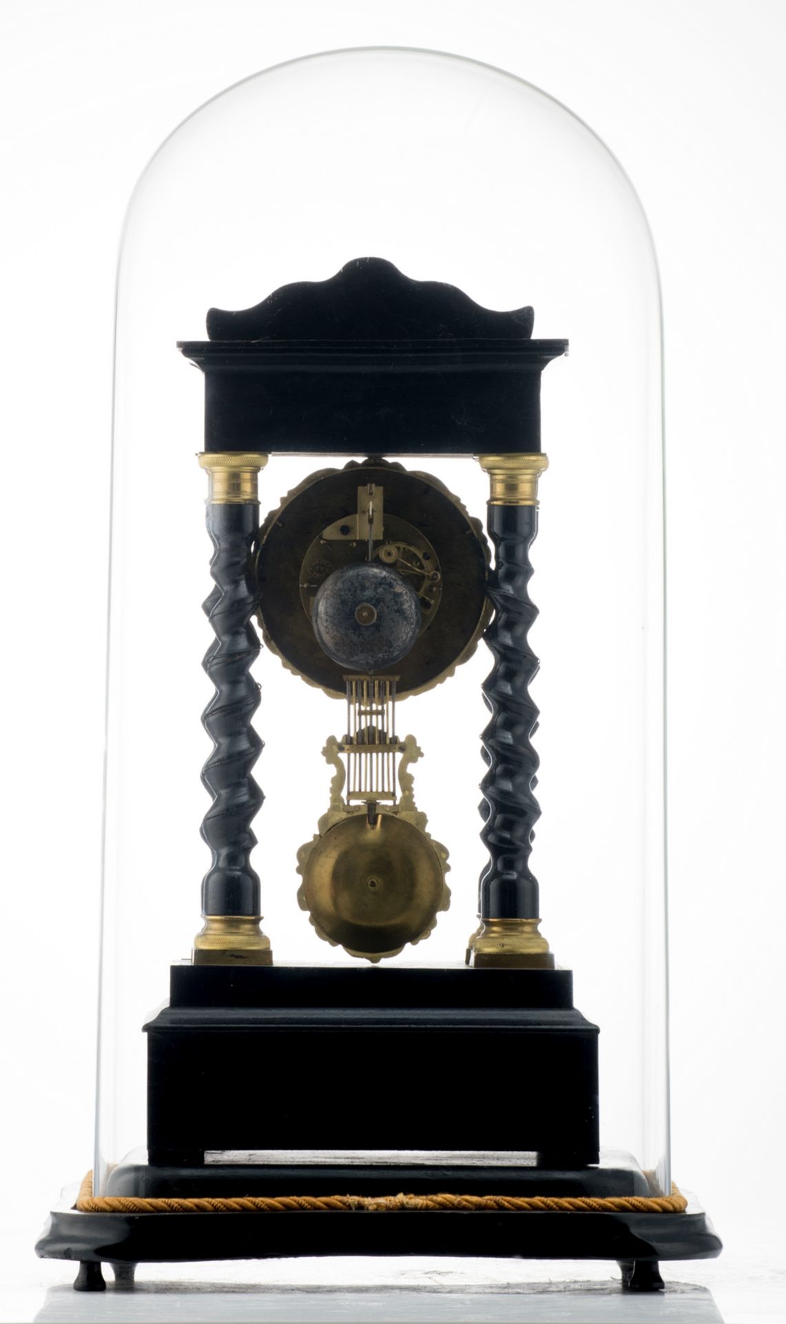 A Historism bronze mounted and ebonised wooden portico clock, the work marked 'Ferafi T. - Paris', - Bild 3 aus 8
