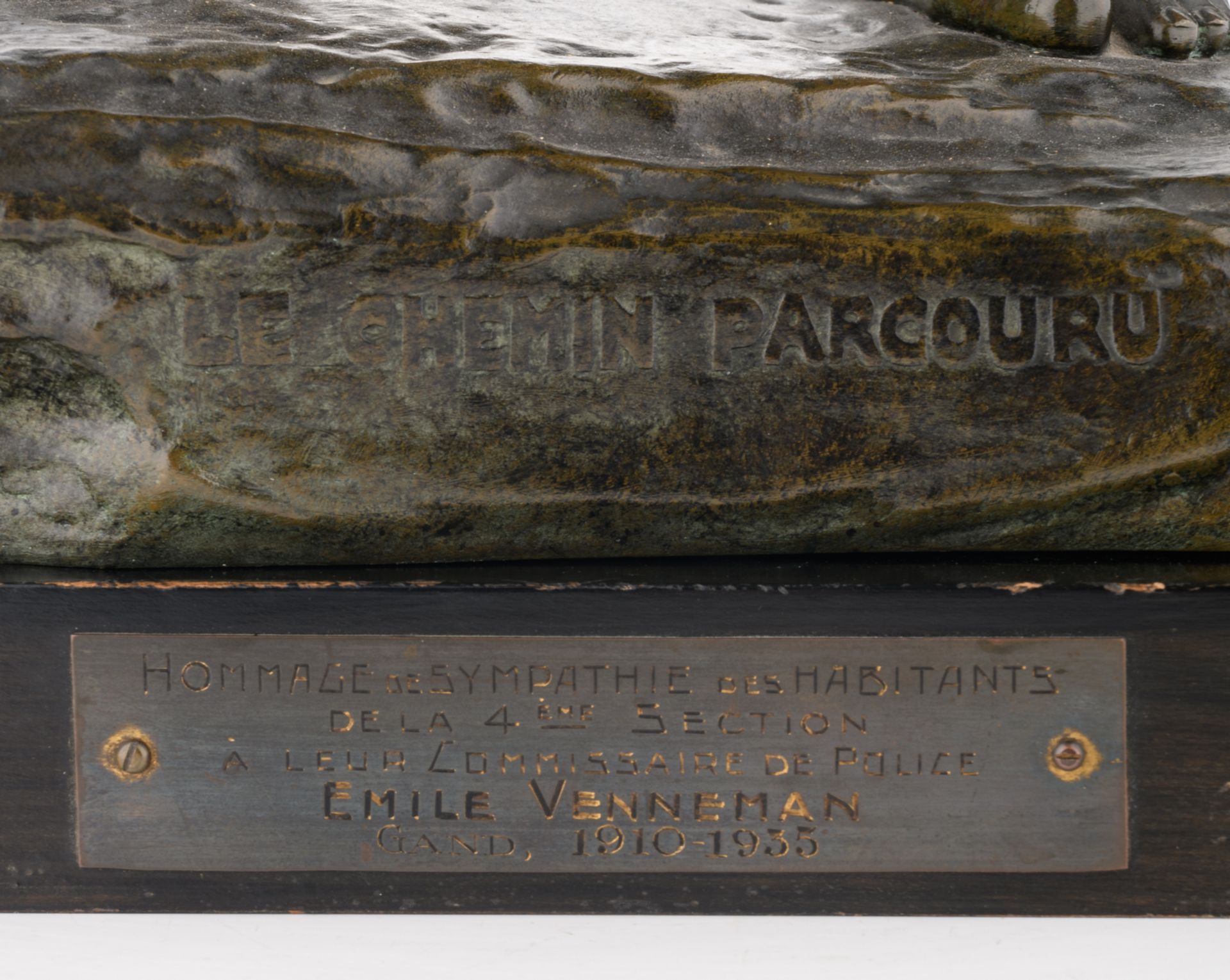 Colin G., 'Le chemin parcouru', patinated bronze, on a wooden base with dedication to Emile - Bild 9 aus 9