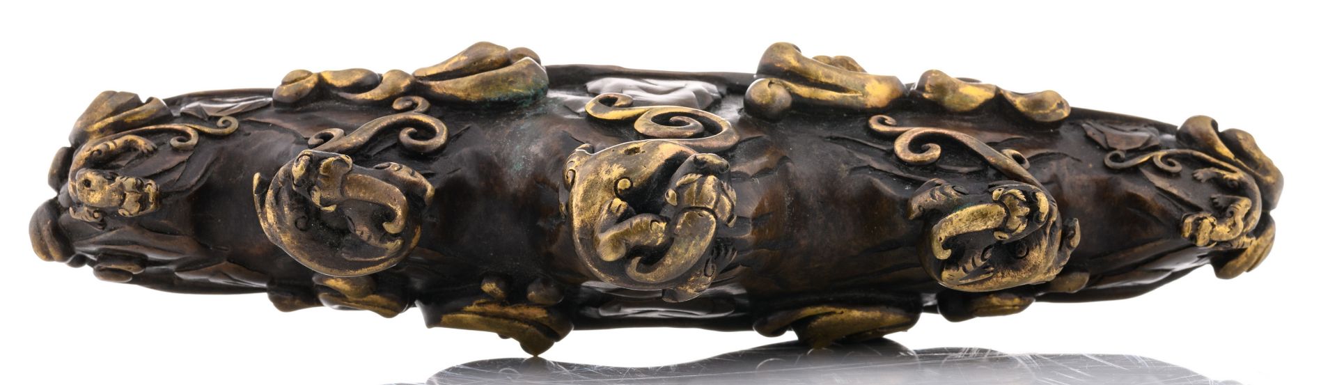 A Chinese patinated bronze scholar's brush rest depicting chilong climbing rocks situated in - Image 5 of 6