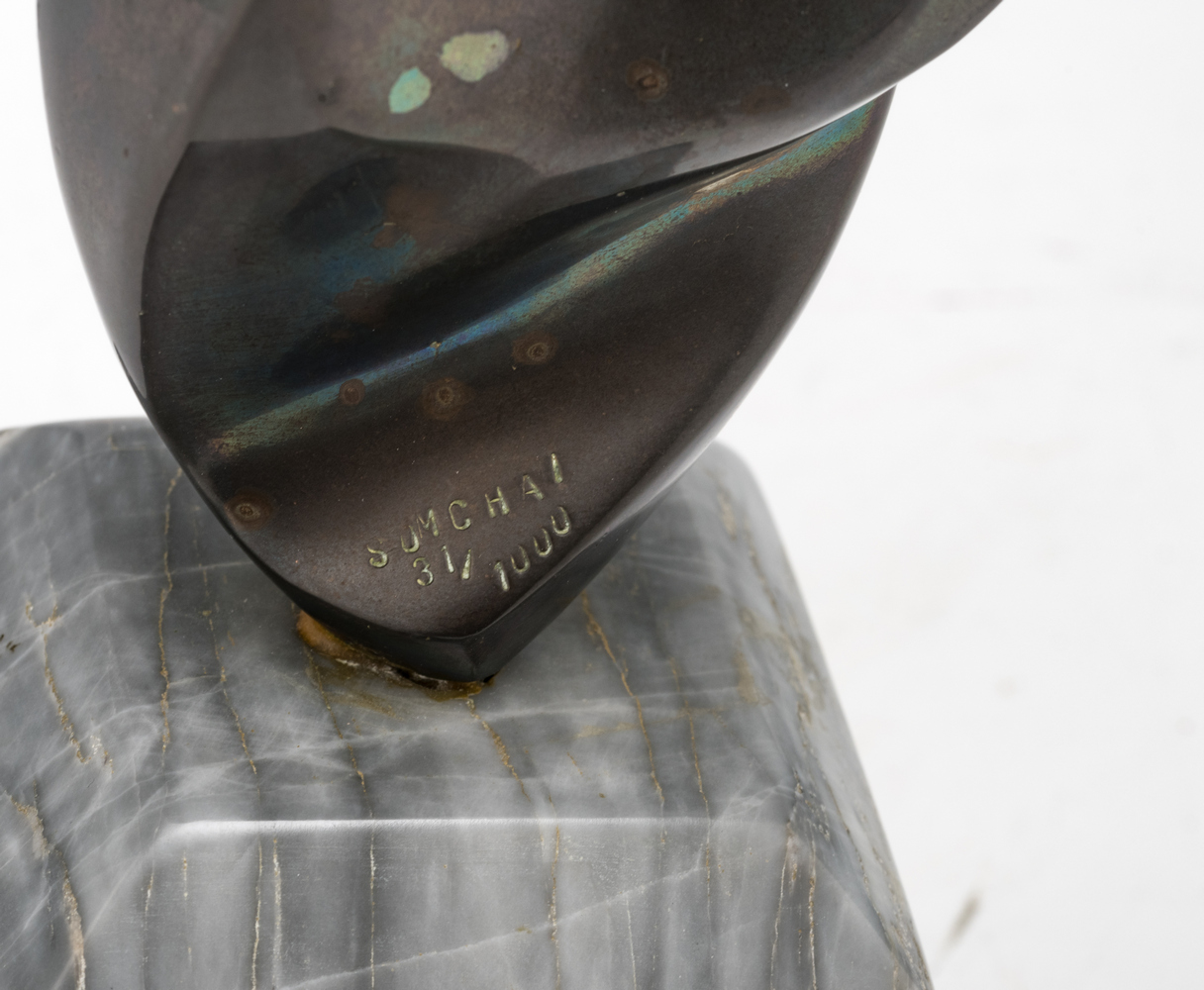 Somchai, untitled, patinated bronze, on a Nordic imperial marble base, no. 31/100, H 22 cm - Image 3 of 4