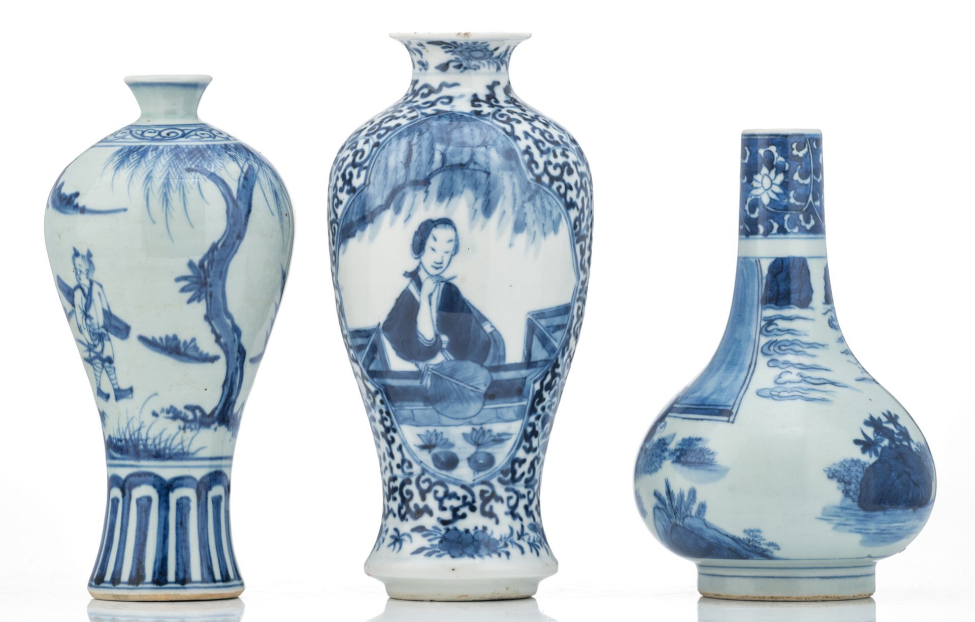 A Chinese blue and white floral baluster shaped vase, the roundels decorated with a lady in a - Image 3 of 6