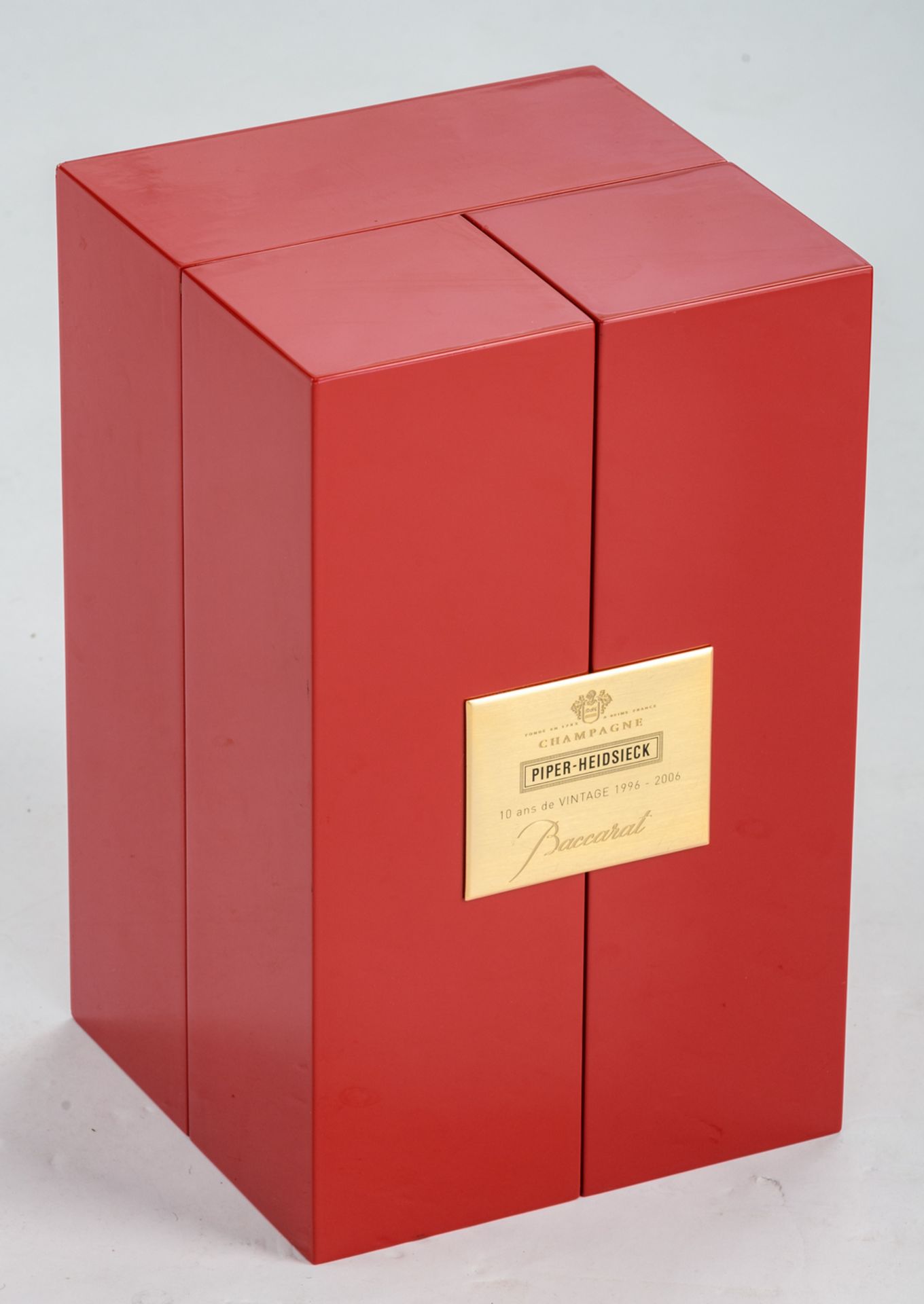 An important lot of collector's items of Piper-Heidsick champagne among which boxes 'rare' - Image 19 of 39