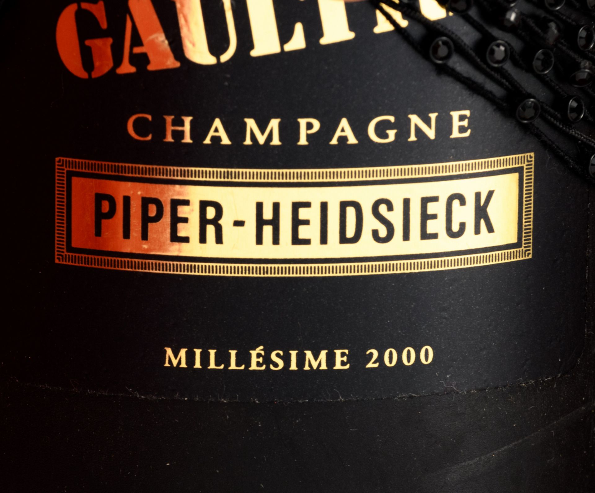 An important lot of collector's items of Piper-Heidsick champagne among which boxes 'rare' - Image 23 of 39