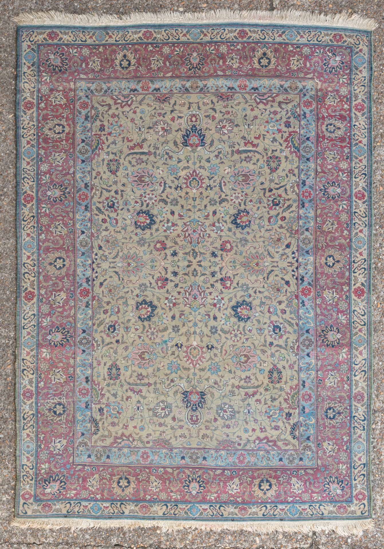 A fine Oriental silk rug with floral motifs, 138 x 202 cm - Image 2 of 3