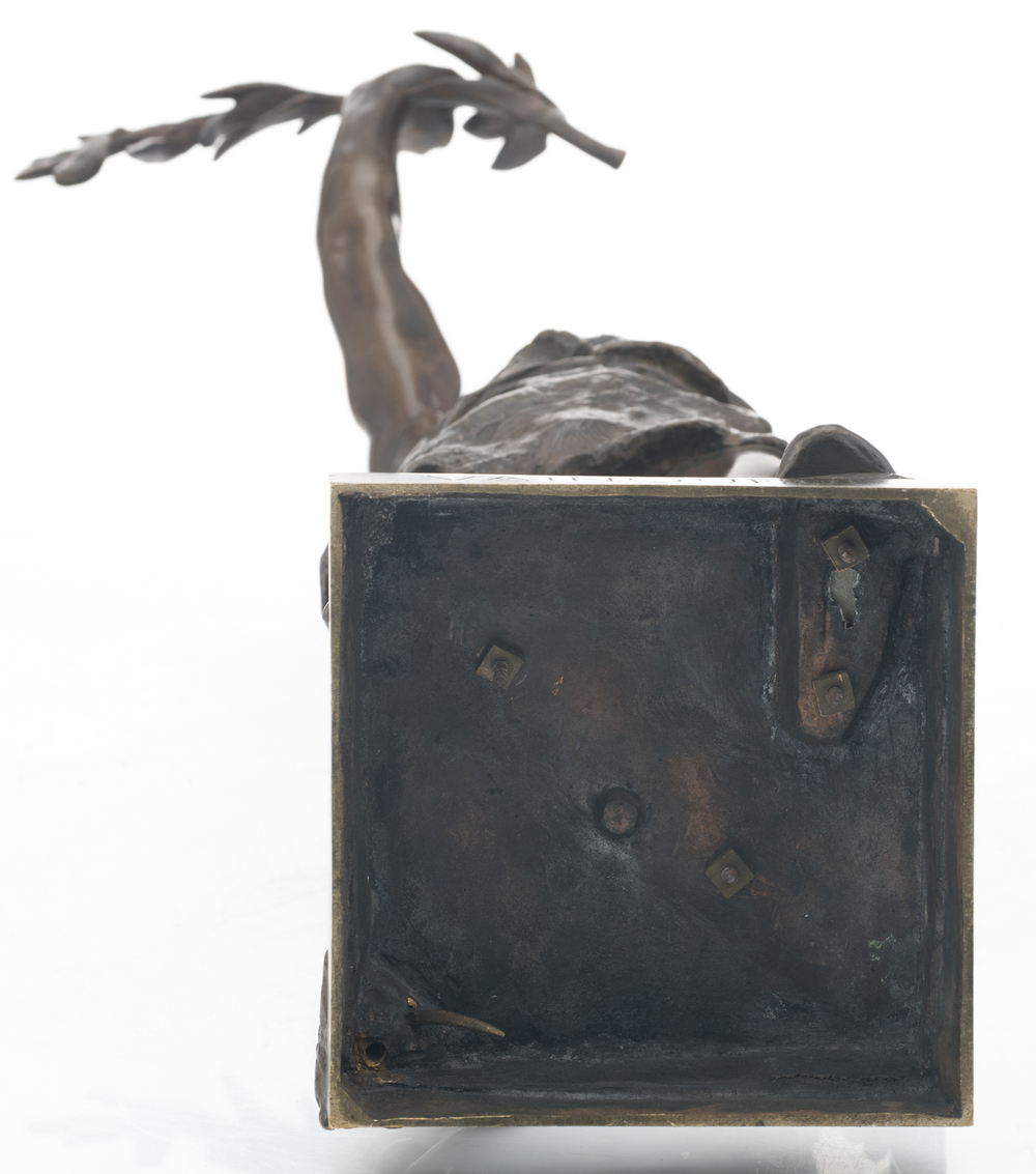 Marioton E., 'Vainqueur', patinated bronze, on a yellow Siena marble base, marked 'Siot-Decauville - Image 3 of 6