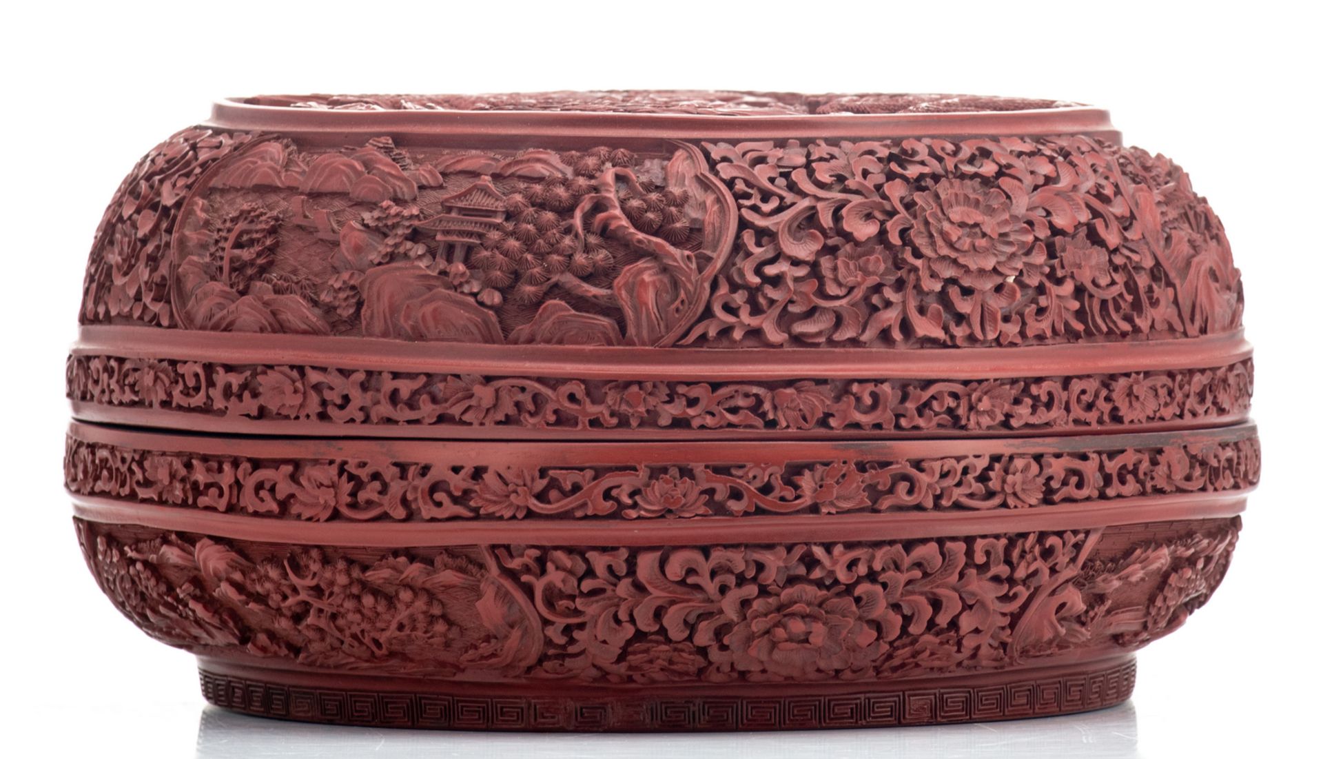 A fine Chinese red cinnabar lacquered bowl and cover, floral decorated, the roundels with - Image 5 of 9