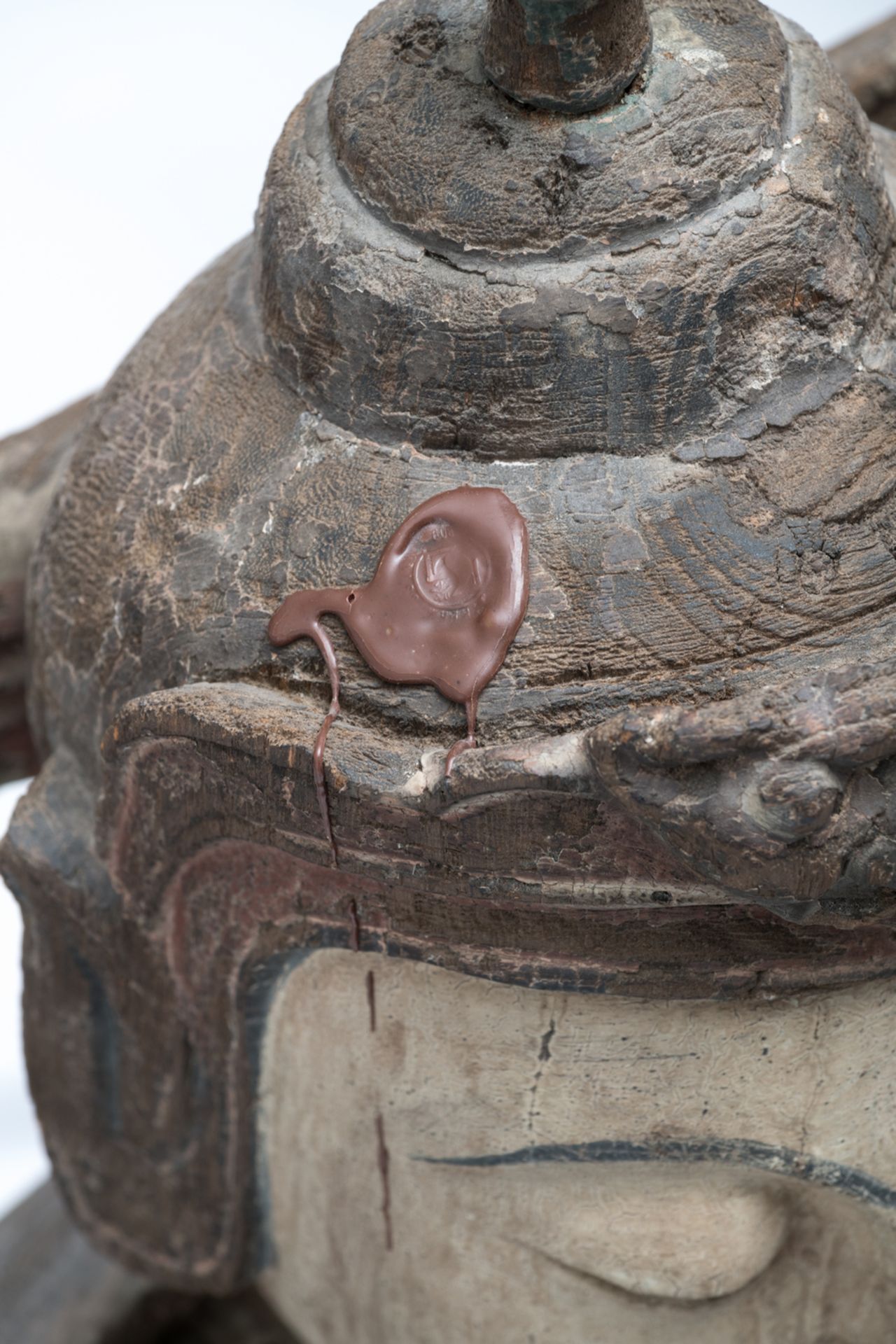 A large Chinese polychrome decorated carved wooden figure of a Namaskara Mudra Buddha, H 141,5 cm - Image 6 of 6