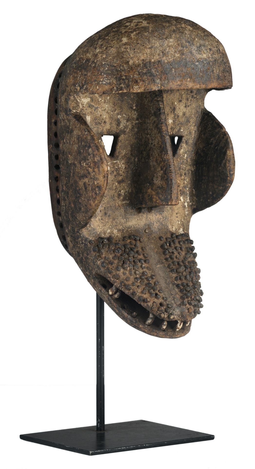 A traditional African wooden mask depicting a monkey, Kran - Ivory Coast, H 33,5 cm