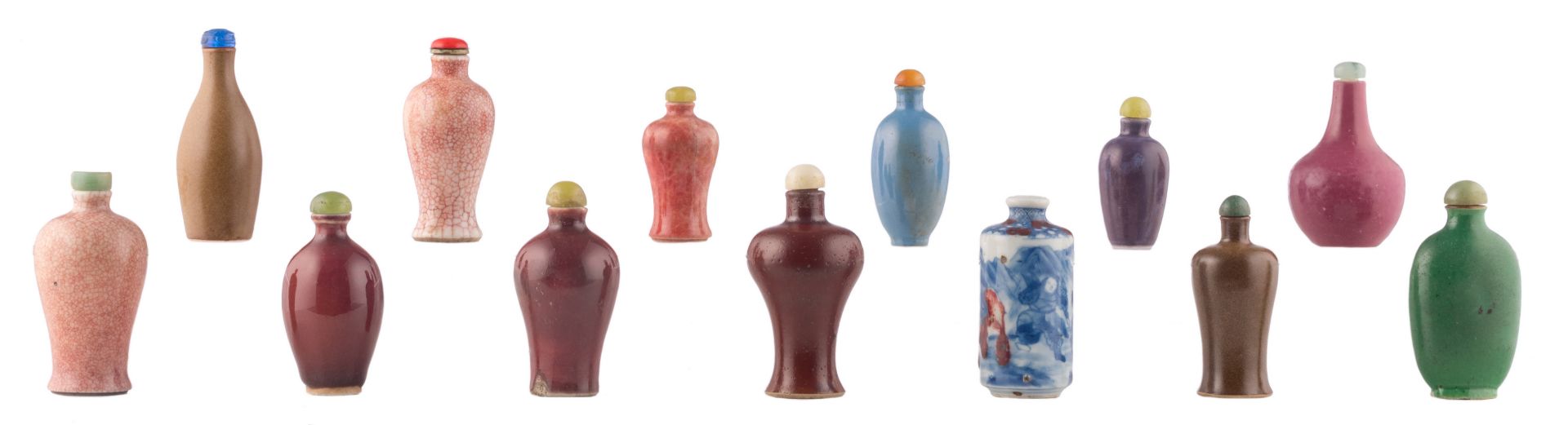 A lot of various Chinese flambé glazed, monochrome glazed and crackleware snuff bottles with semi-