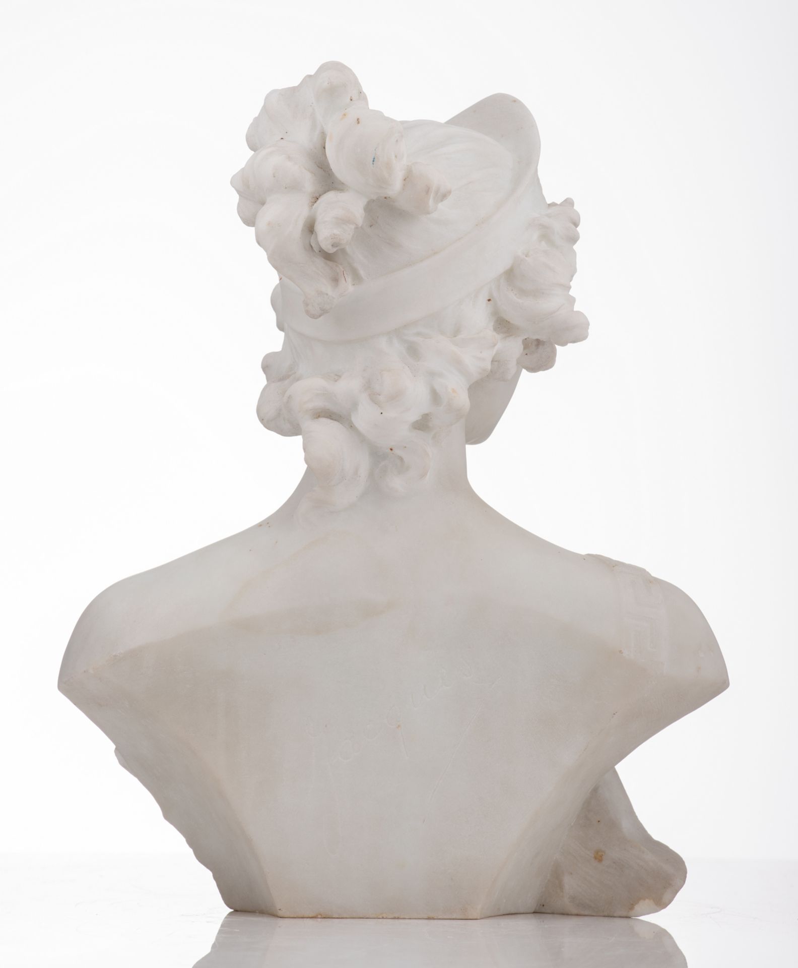 Jacques, a bust of a girl, Carrara marble, H 39,5 cm - Bild 2 aus 5