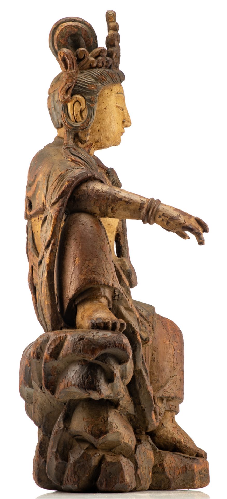 A Chinese polychrome carved wooden figure of a watermoon Guanyin, probably Ming, H 82 - W 56 - D - Bild 4 aus 6