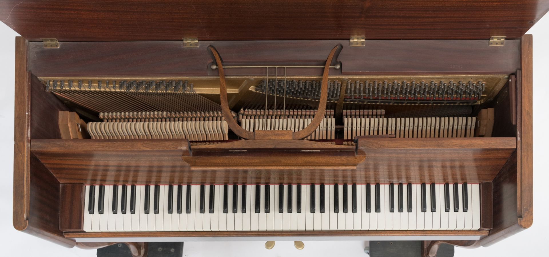 A mahogany and walnut veneered piano, Menuet Gaveau by André Arbus, Paris, H 95,5 - W 138,5 - D 52 - Image 7 of 11
