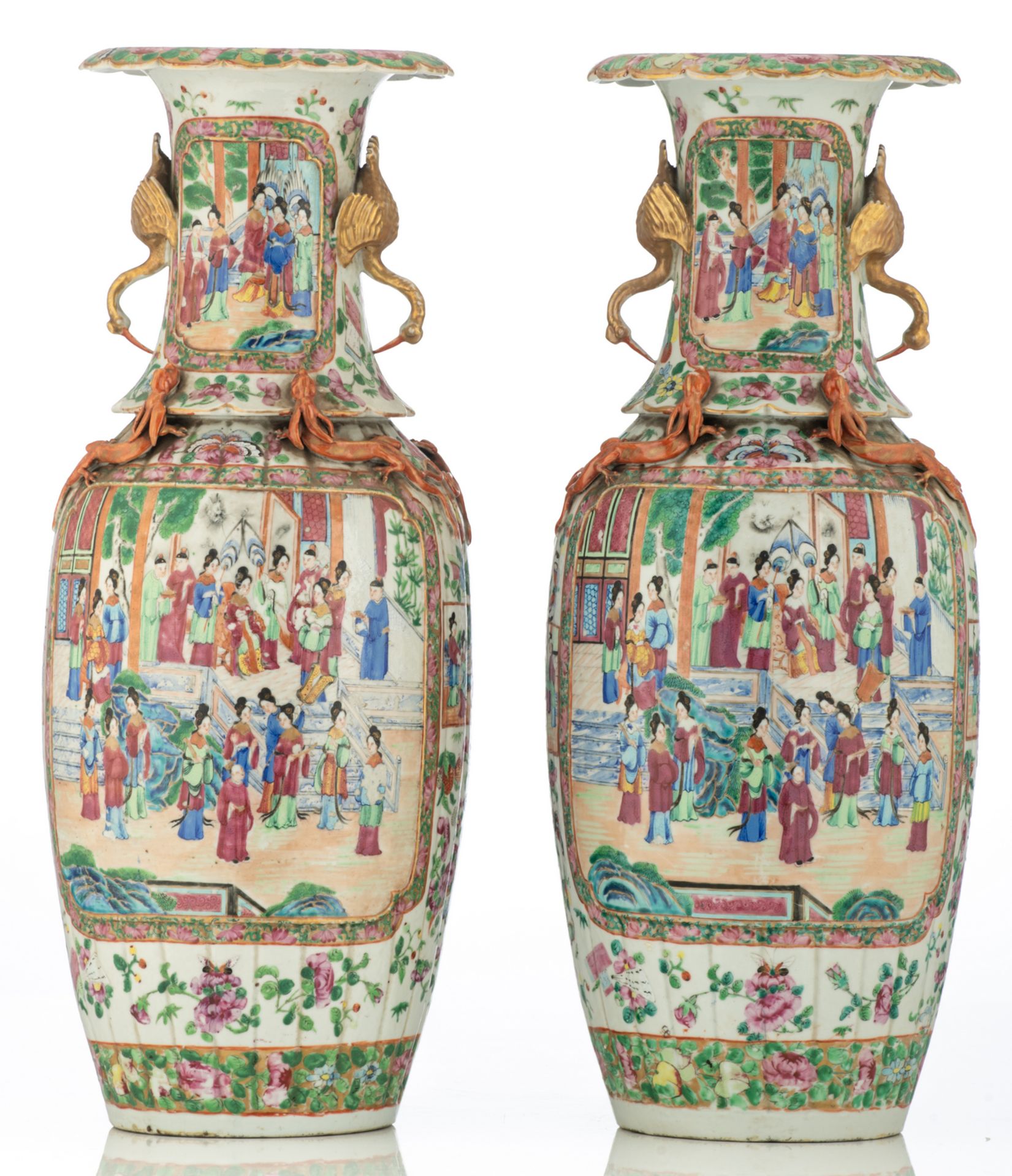 A pair of Chinese famille rose and dragon relief decorated Canton vases, the roundels with court - Bild 3 aus 6