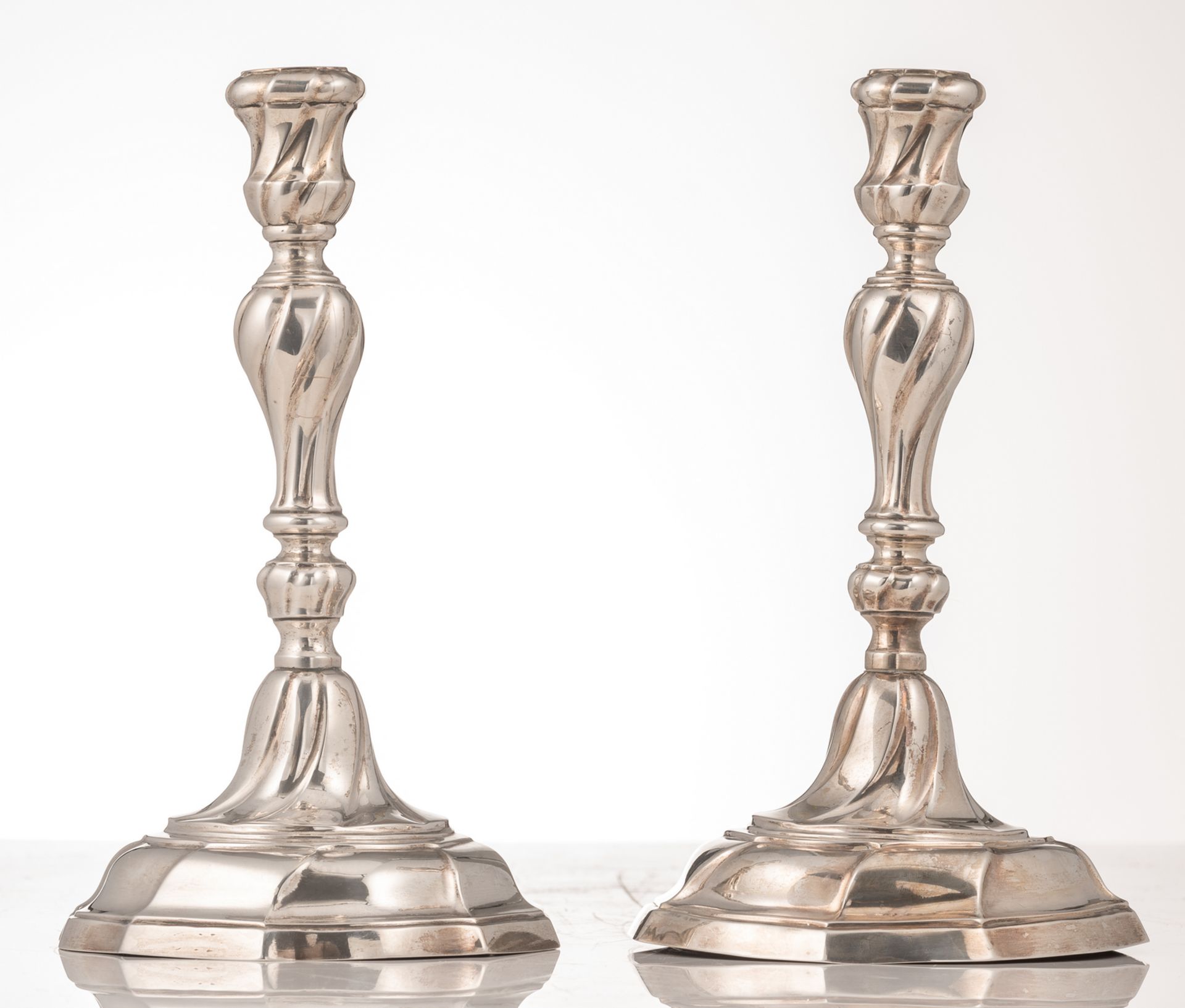 A pair of silver rococo candlesticks, Ghent hallmark, date letter (17)75, maker's mark J.B. Ms - Image 2 of 6