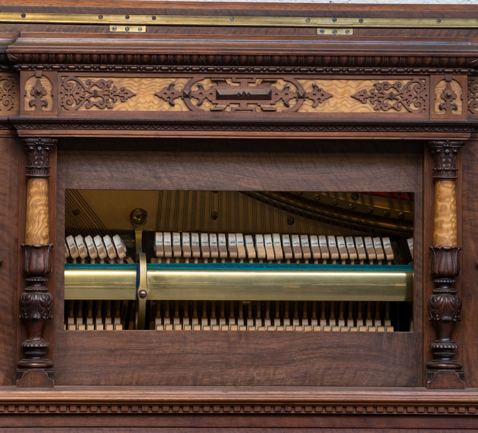 A fine richely carved american walnut and sicamore upright concert piano, Knauss, Coblenz - Image 5 of 7