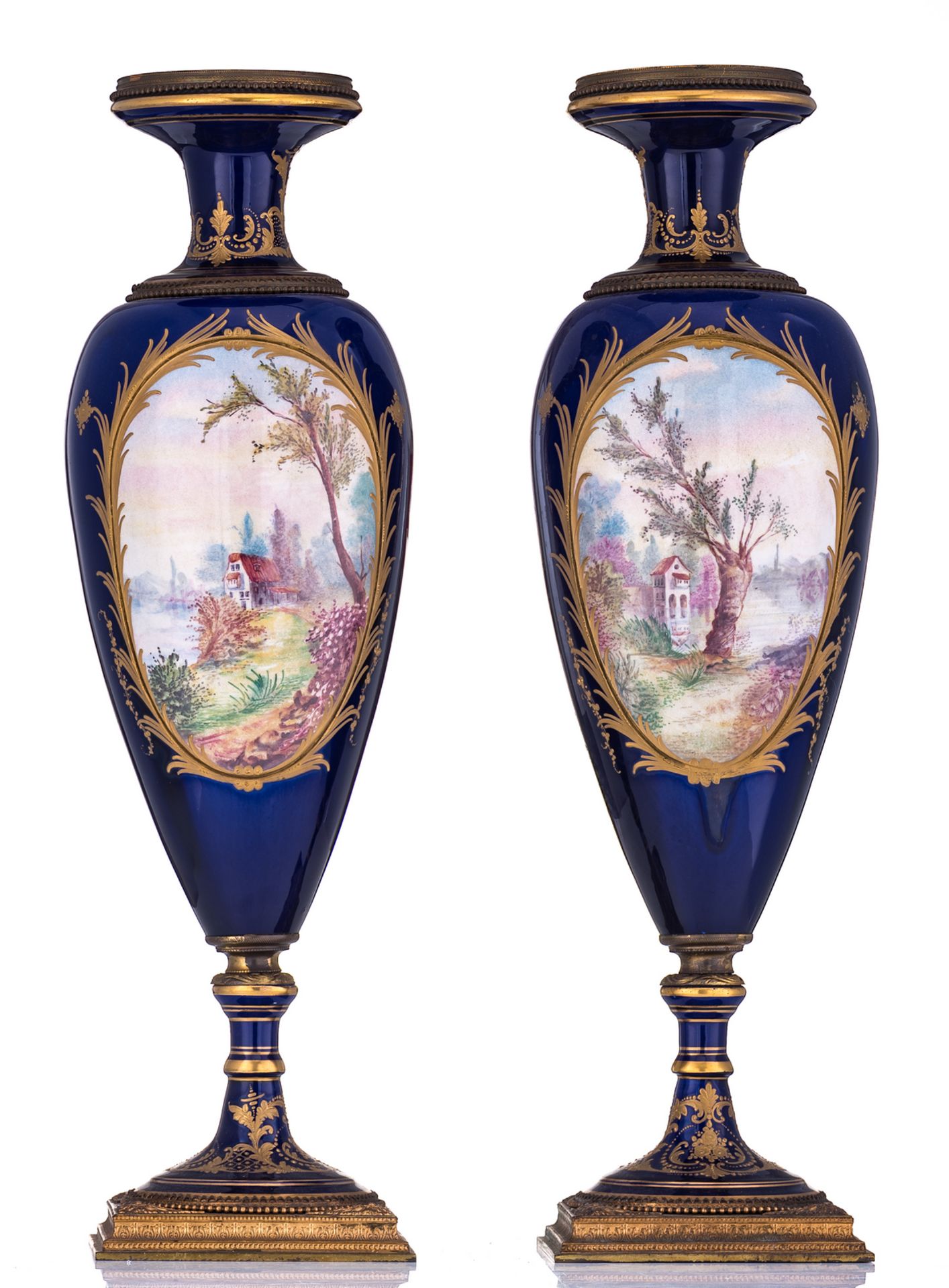 A pair of bleu royal and gilt enamel Sèvres manner bases, the four roundels decorated with gallant - Bild 2 aus 6