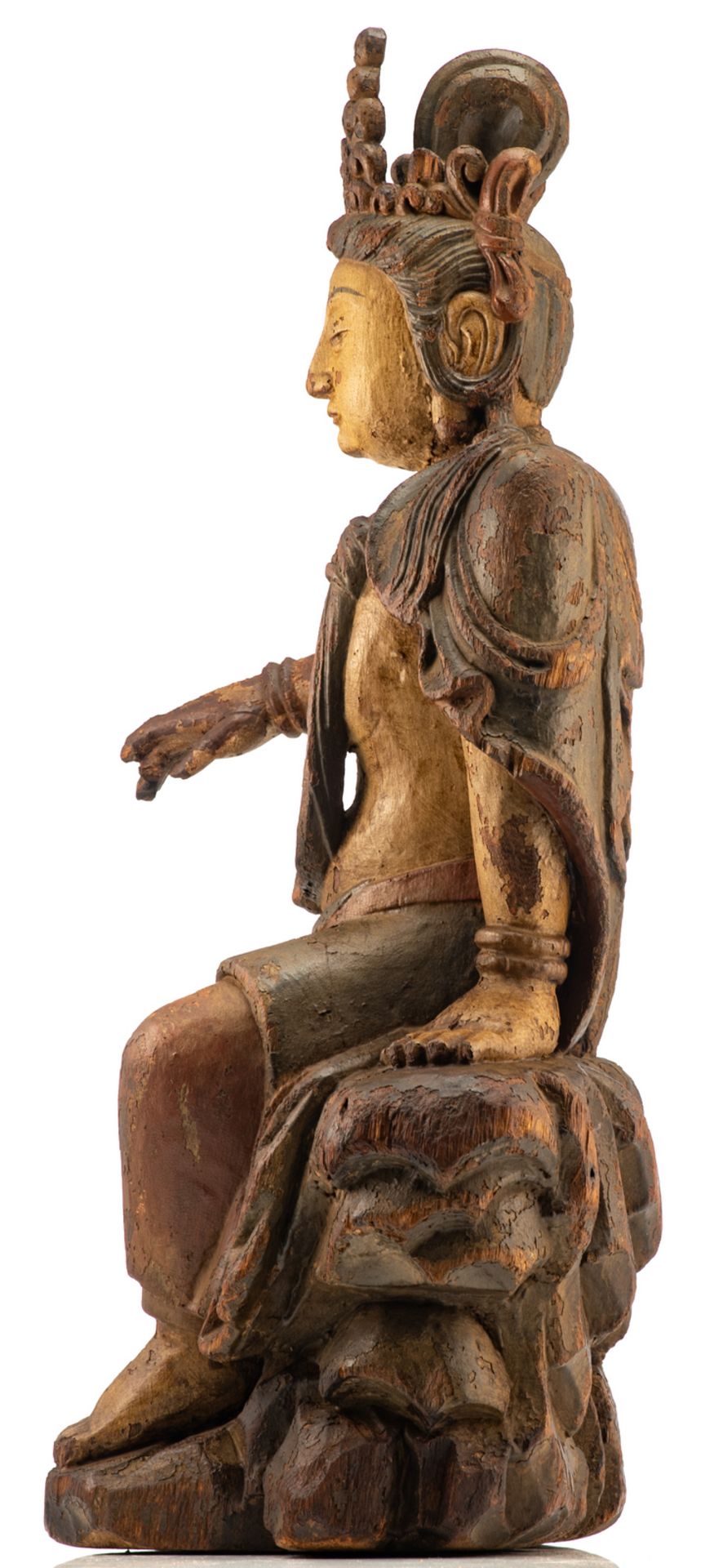 A Chinese polychrome carved wooden figure of a watermoon Guanyin, probably Ming, H 82 - W 56 - D - Bild 2 aus 6