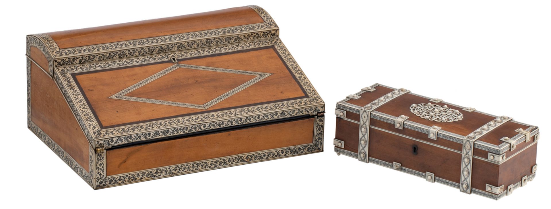 A (cedarwood) writingslope inlaid with engraved ivory, Middle-East, late 19thC, H 15,5 - W 34,5 -