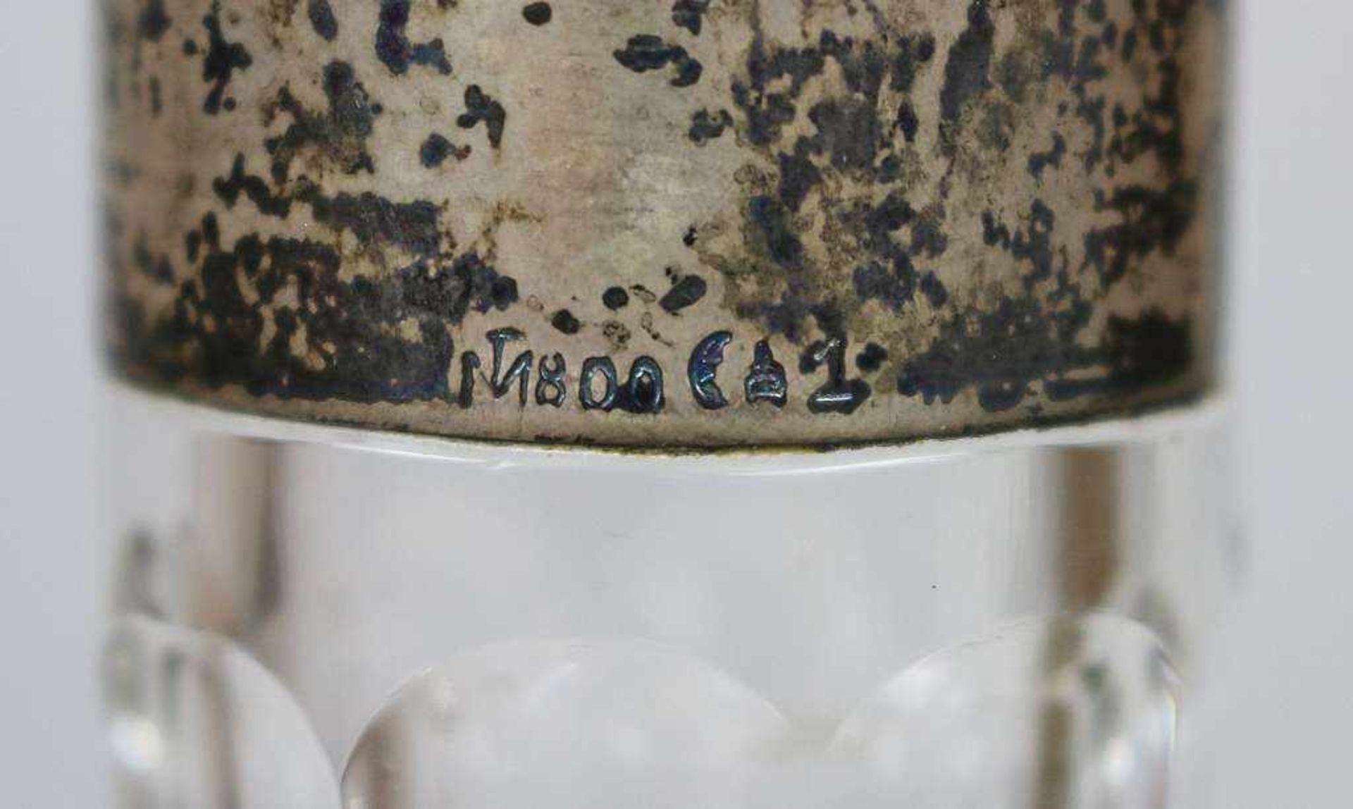 Kristallkaraffe mit Silbermontur, 800er, Halbmond/Krone. H. 39 cm. Glas innen leicht Kalkfleckig. - Bild 2 aus 2
