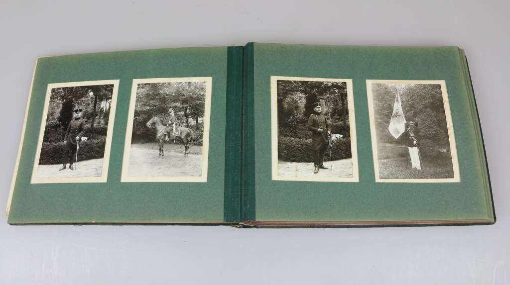 Großformatiges Fotoalbum, Garde-Schützen-Bataillon. 1904 - 1906 III. Kompanie. 23 großformatige - Image 3 of 5