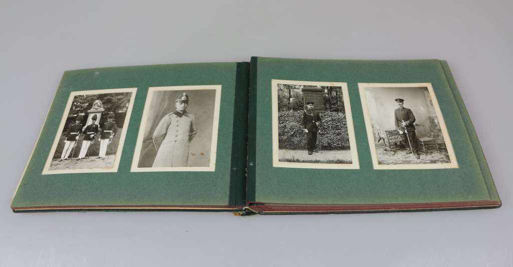 Großformatiges Fotoalbum, Garde-Schützen-Bataillon. 1904 - 1906 III. Kompanie. 23 großformatige - Image 5 of 5
