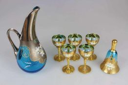 Murano, Trinkgarnitur, 20. Jh., bestehend aus einer Schenkkanne und fünf Gläsern. Blaues,