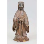 Holzfigur Kannon, Japan, um 1800. Aus Edelholz geschnitzt. Rückseitige Signatur in Kartusche.