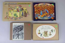 Vier Bücher: Das Sonneberger Spielzeugmusterbuch von 1831; das Waldkirchner Spielzeugmusterbuch;