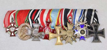 Große Frackschnalle mit 8 Auszeichnungen. EK2 1914, Bayern MVO 4. Klasse mit Schwertern (