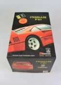 Pocher Ferrari F40 Rivarossi 1/8, unmontierter, hochwertiger Bausatz im Maßstab 1/8 im Okt.