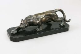 Schleichender Panther/Jaguar, Bronze, 20. Jh., unterseitig plakettiert: Bronze Garantie Paris, J.