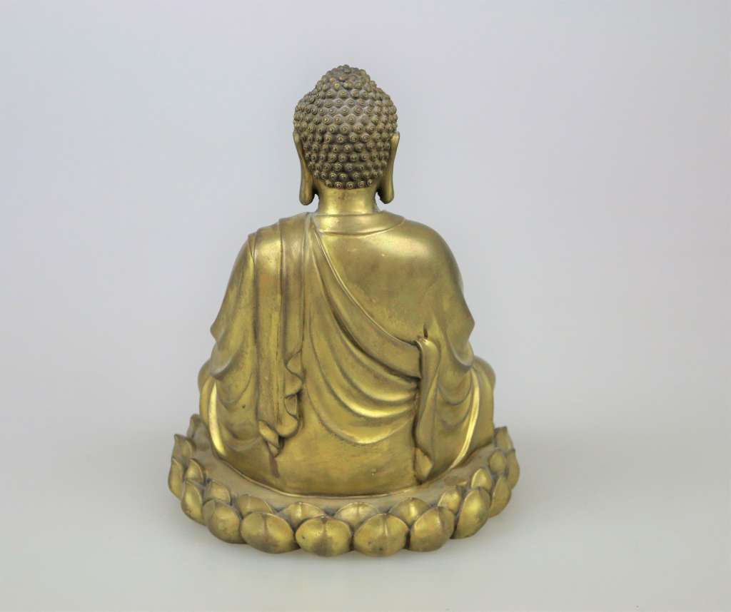 Buddha-Skulptur "Amitabha", Messing, 20. Jh. Der Herr des Mitleids, populärste Gottheit des - Image 2 of 2