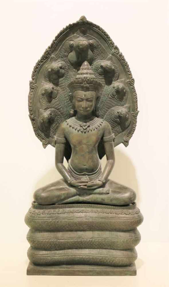 Buddha auf dem Schlangenthron, Buddha Muchalinda, Metallguss, teilweise gefüllt, 20. Jh. In