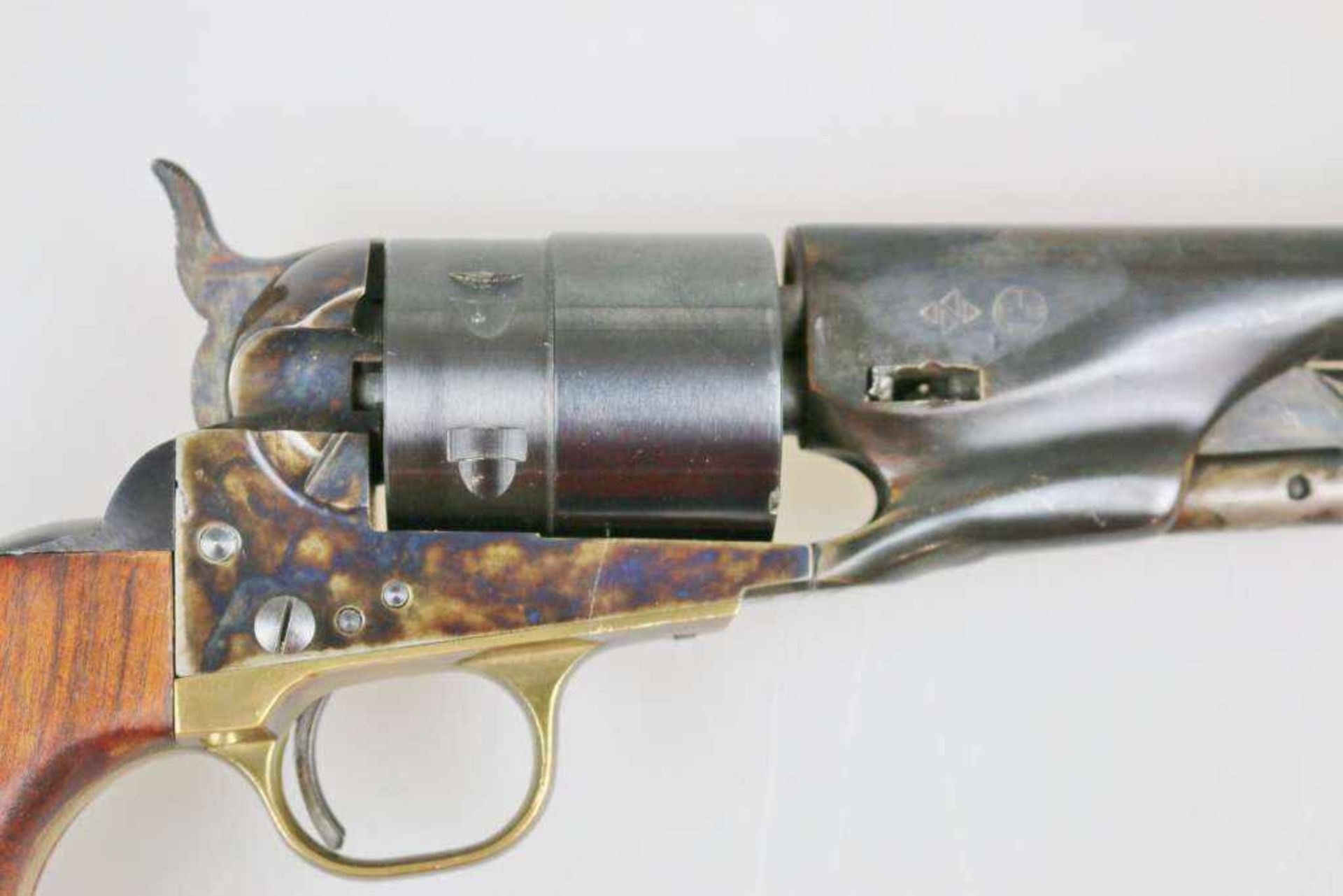 Neumann COLT M 1860 Army Revolver im Kal. 9 mm Knall, PTB 246. Edler Holzschaft, Abzugsbügel und - Bild 3 aus 4