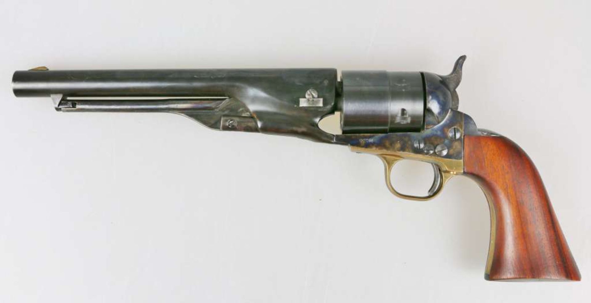 Neumann COLT M 1860 Army Revolver im Kal. 9 mm Knall, PTB 246. Edler Holzschaft, Abzugsbügel und