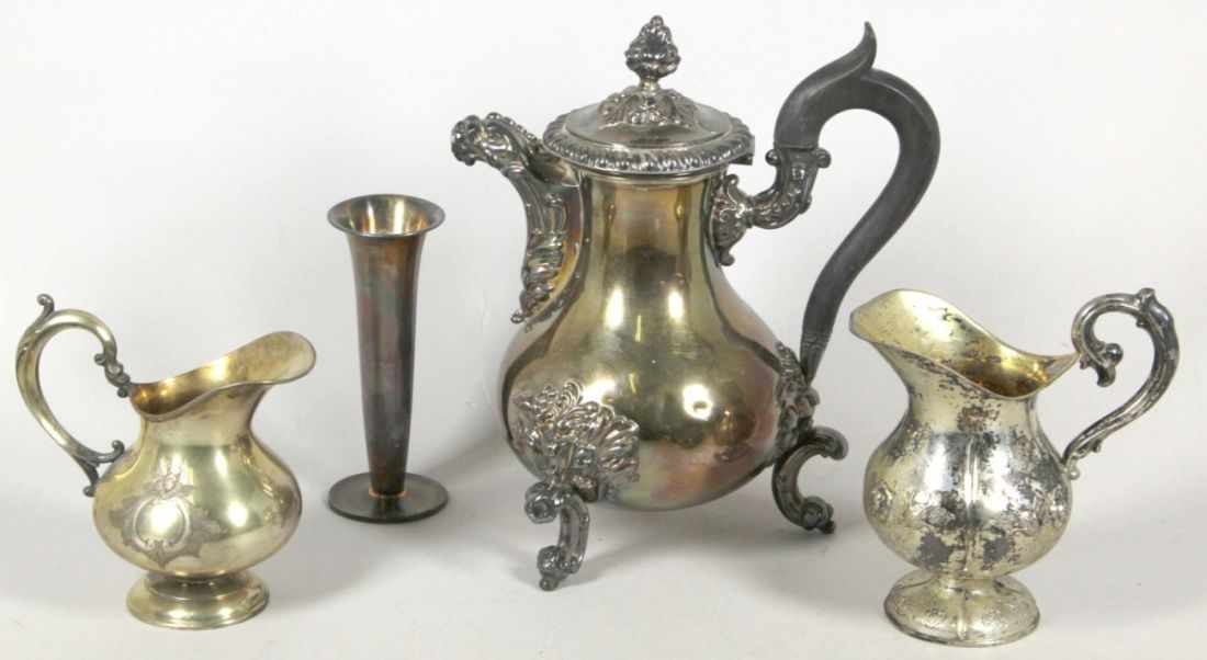 Silber-Konvolut, 4-tlg., unterschiedliche Objekte, Formen, Größen und Dekore, zus. ca. 800 gr.,