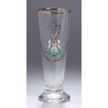 Raucherclub-Glas, dt., um 1900, über ausgestelltem Rundstand konische Kuppa, farbloses Glas,