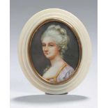 Elfenbein-Miniatur, "Damenportrait", sign. Dulai, Miniaturmaler um 1900-20, polychrom, oval,