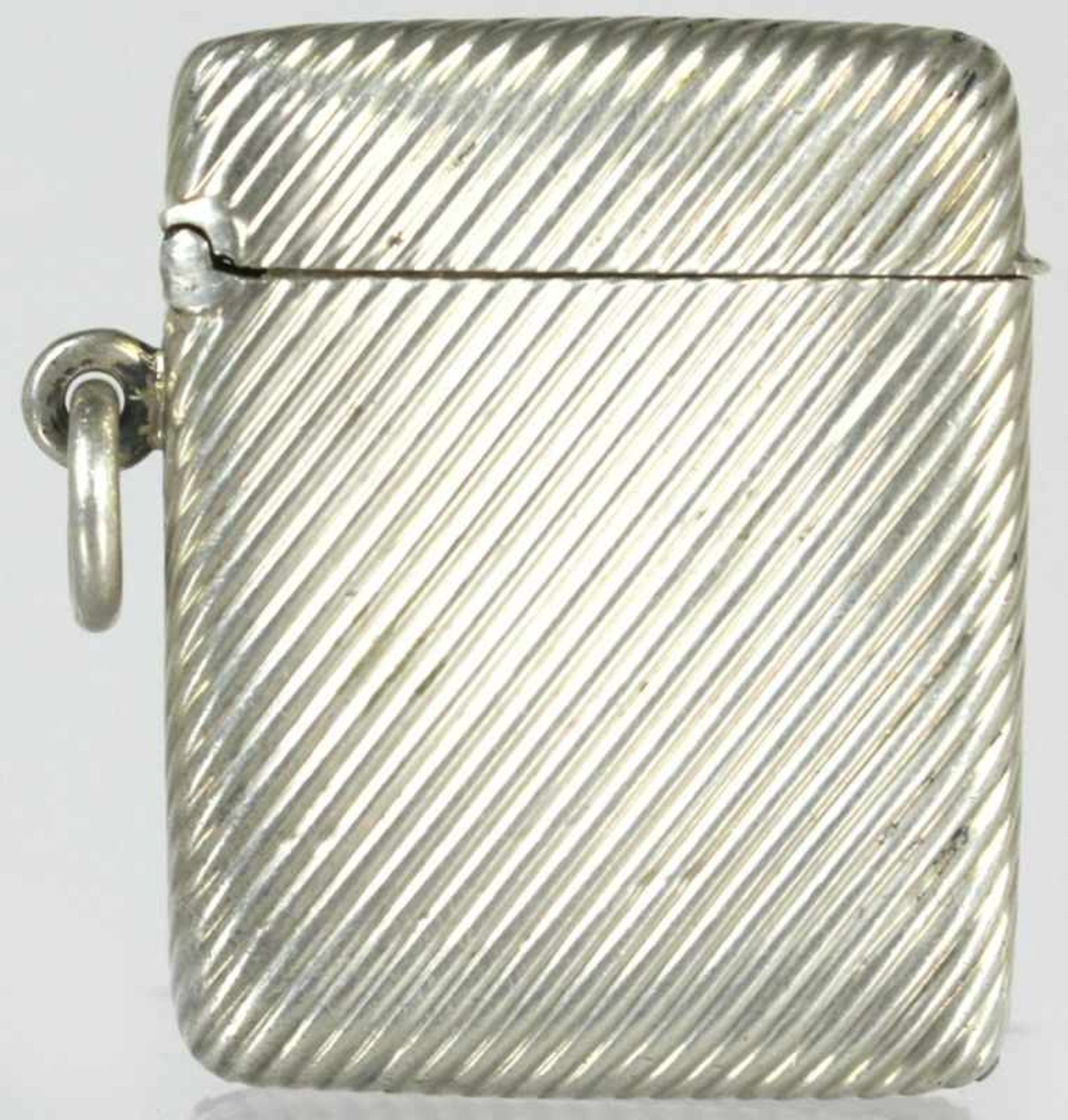 Matchbox-Halter, dt., 1. Hälfte 20. Jh., Silber 900, rechteckig, scharnierter Deckel, Wandung mit - Bild 2 aus 3