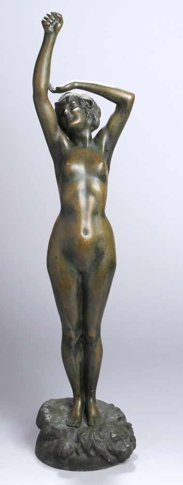 Bronze-Plastik, "Stehender, weiblicher Akt", Phillip, Bildhauer um 1910, vollplastische, stehende
