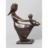 Bronze-Plastik, "Mutter mit Kind", monogrammiernder Bildhauer K.S., zeitgenössisch, abstrakte