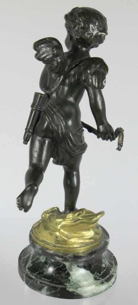 Bronze-Plastik, "Amor", unleserlich signierender, franz. Bildhauer um 1900, (Anfrie, Charles ?), - Image 2 of 4