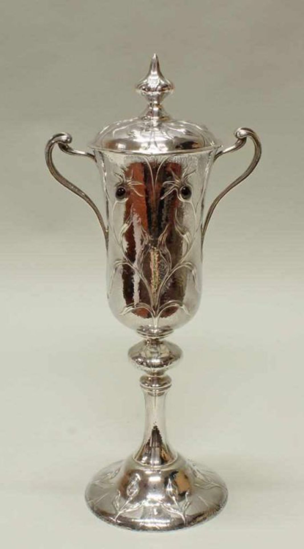Deckelpokal, Silber 925, London, 1900, Gilbert Marks, Arts & Crafts, floraler Dekor mit vier