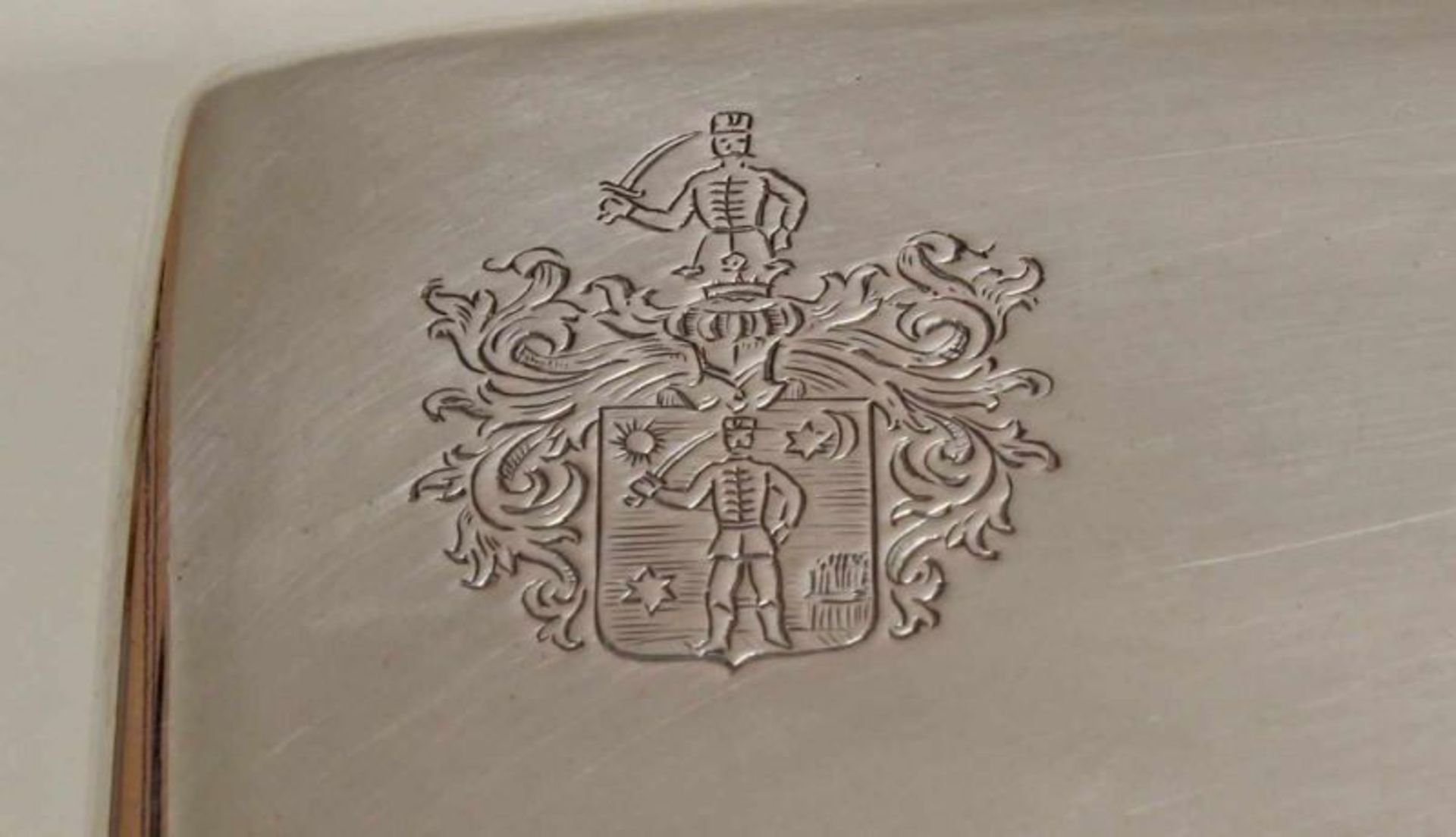 Zuckerdose, Silber 800, Österreich, rechteckig, glatt, Kugelfüße, zwei bewegliche Handhaben, - Image 2 of 2
