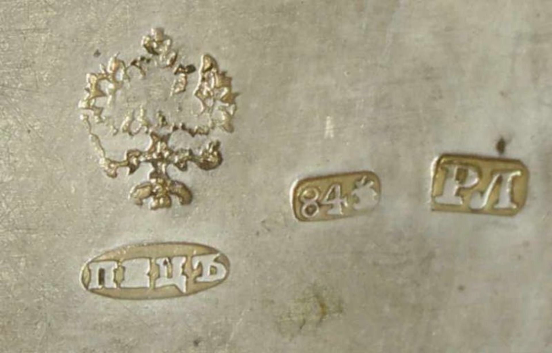 Deckeldose, Silber 84er, Moskau, Beschaumarke 1876, Meistermarke, Rankenornament in Niello, - Image 5 of 5