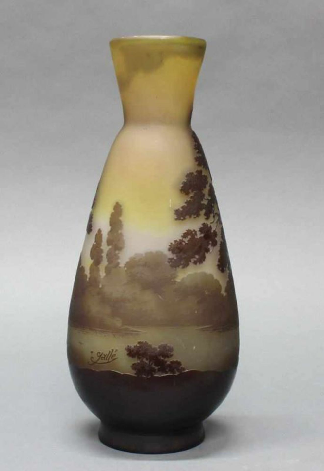 Vase, "Paysage lacustre", Emile Gallé, um 1910, Glas, brauner Überfangdekor auf mehrfarbigem - Image 3 of 5