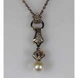 Kleines Collier, Art Deco, um 1920/30, WG 585, 1 Perle, 5 Diamanten, 2 g 21.01 % buyer's premium