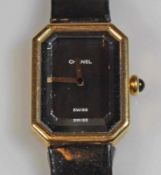 Damenarmbanduhr, Chanel, Modell Première en or jaune, GG 750, Quarzwerk, Nr. G.S 00538, schwarzes